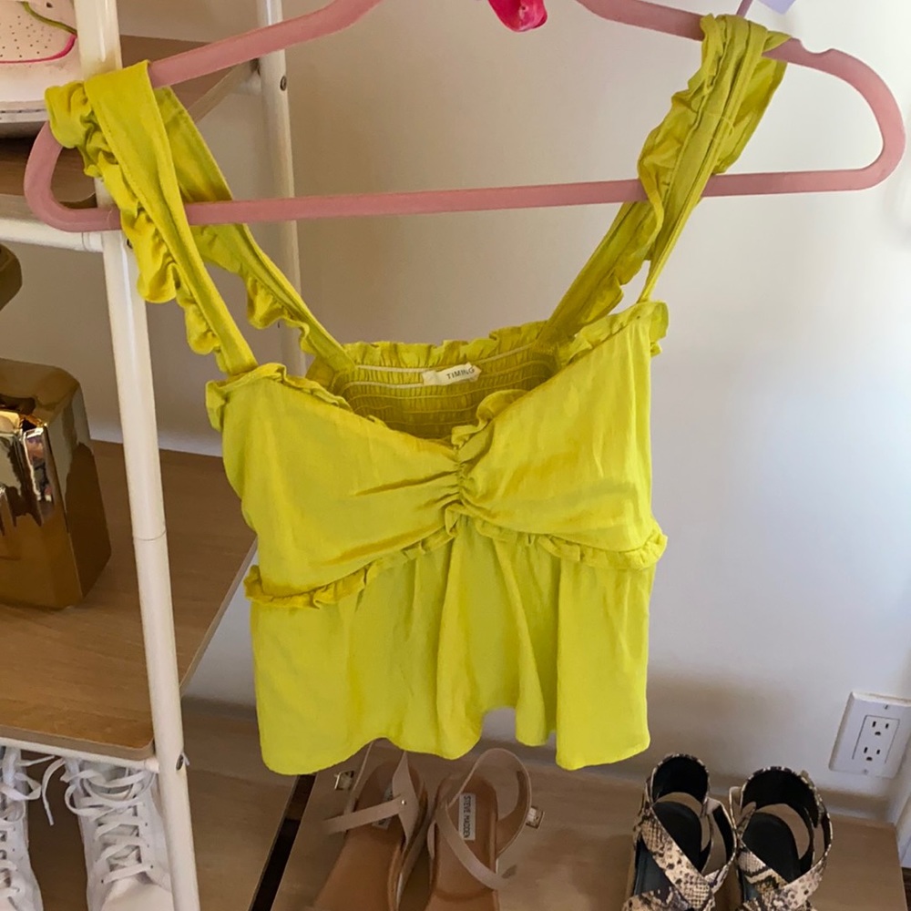 lime green tank top